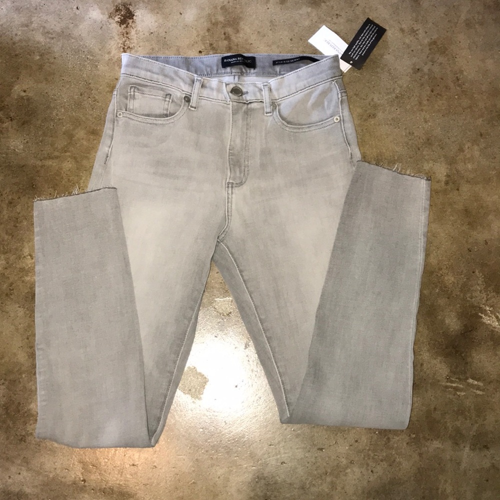 Banana Republic High-Rise Skinny Ankle Jean Gray